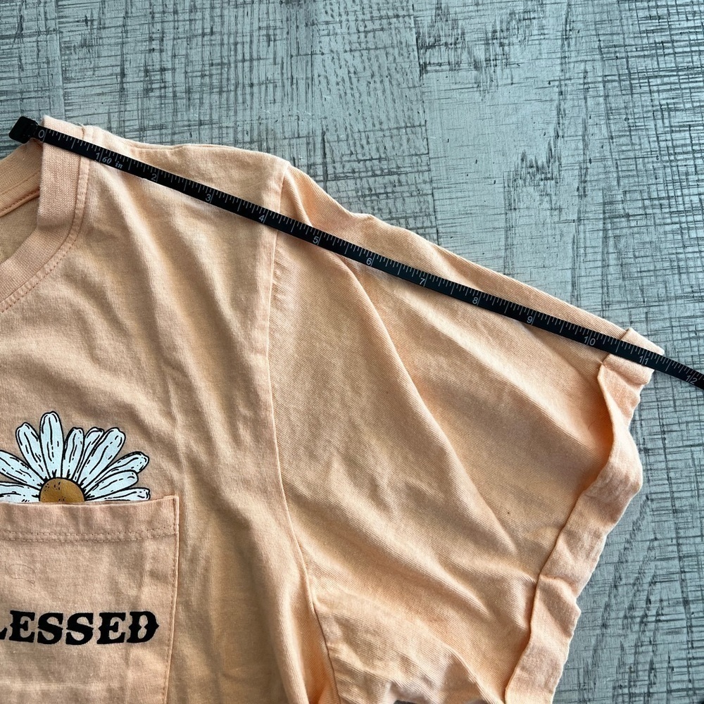 Love and Lazy Days Orange Crop Top with Daisy Details Size Large - Picture 8 of 8